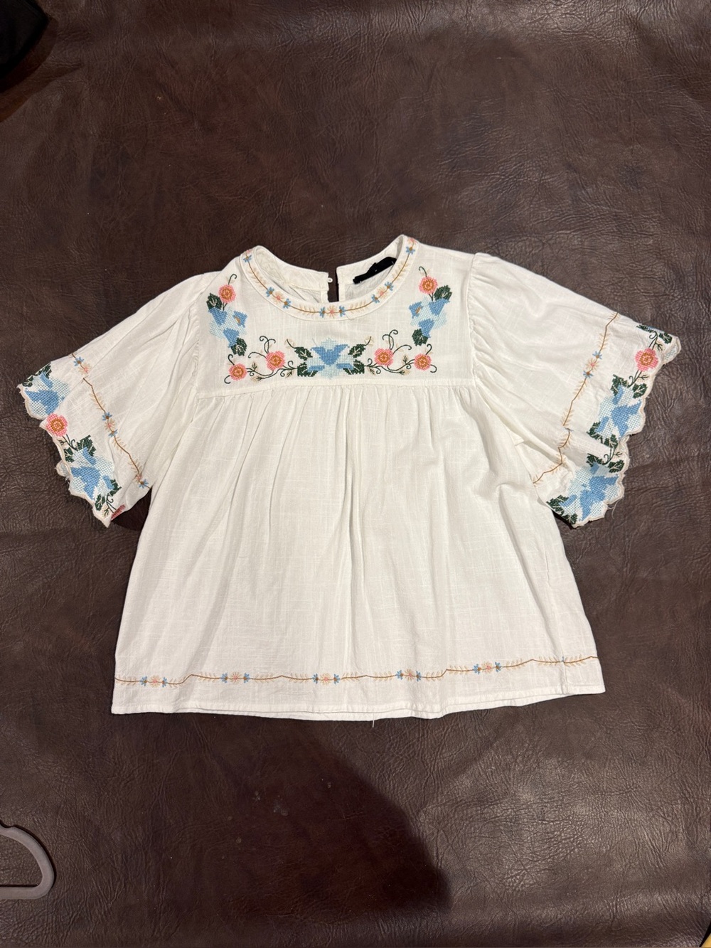 Solitaire White Linen Top